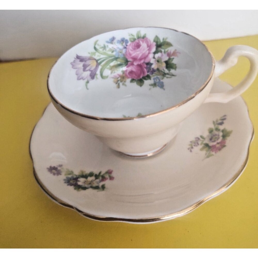 Vintage Foley England Tea Cup & Saucer "Foley Tulip" 1950